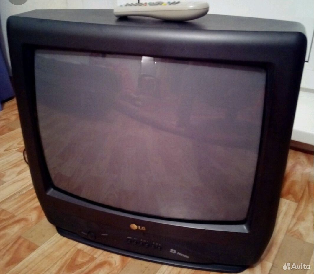 Телевизор lg старые модели. LG CF-20f30k. Телевизор LG 23 System. CF-20f39 ntktdnpjh. Grundig cf20.