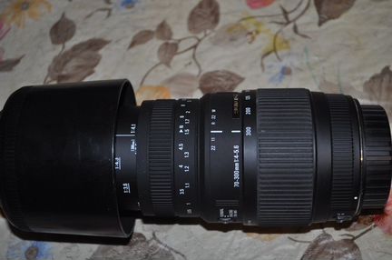 Объектив Sigma AF 70-300mm f 4-5.6 DG Macro Canon