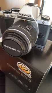 Продаю камеру Olympus OM-D E-M10 kit 14-42mm