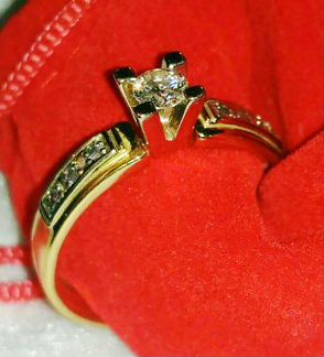 Кольцо золото с бриллиантами, 20.5 размер