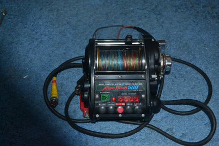 Морская электрокатушка купить. Miya 450h катушка для морской рыбалки. Электрокатушка Daiwa 750. Электрокатушка для морской рыбалки пана рил.