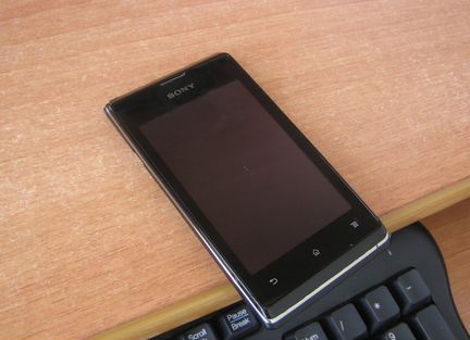 Смартфон Sony Xperia E dual C1605