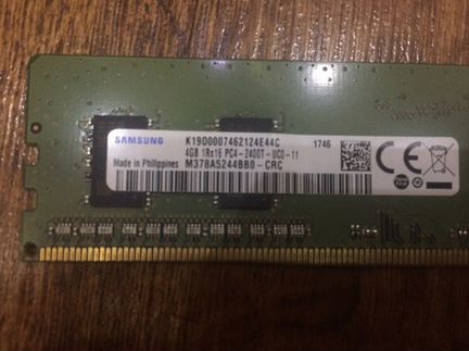 SAMSUNG 2400 мгц, 4 гб DDR4
