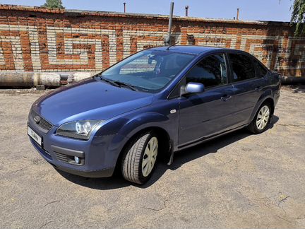 Ford Focus 2.0 МТ, 2005, седан