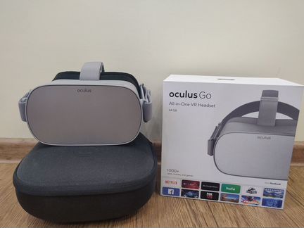 Oculus GO 64gb + кейс + аксессуары