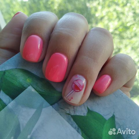 Аппаратный маникюр