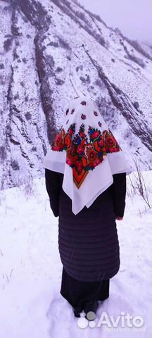 Очень красивый старинный платок