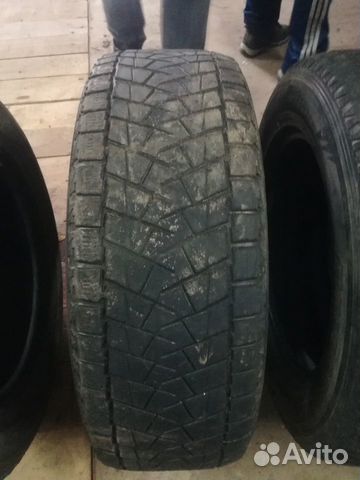 Bridgestone 235/65 R17  4шт