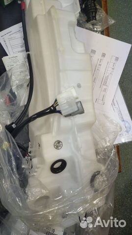 Бачок омывателя тойота ландкрузер LC200 лексус LX