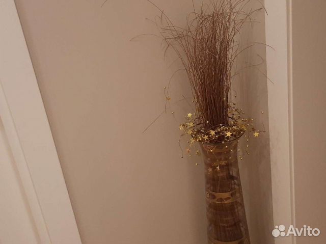 Ваза с декоративным хворостом