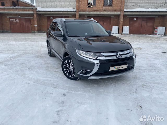 Mitsubishi Outlander 2.4 CVT, 2015, 108 200 км