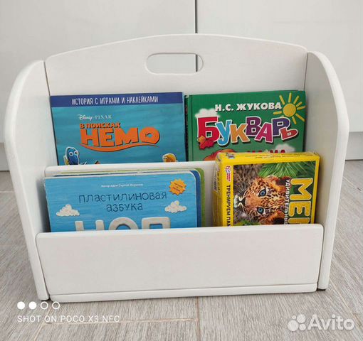 Детская полочка по монтессори