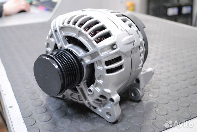 Генератор VW Golf 6, Caddy, Touran 1.6 TDi 140А