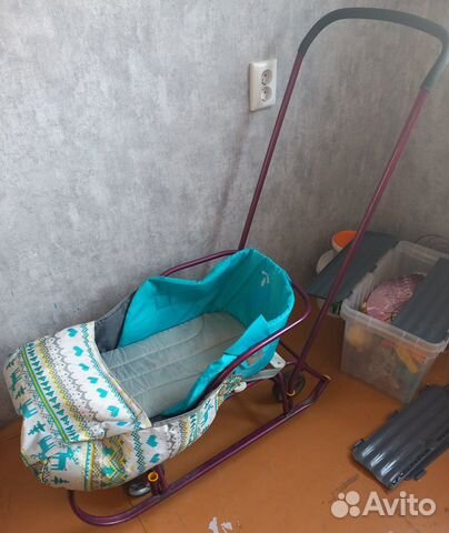 Коляска санки на колесах с чехлом