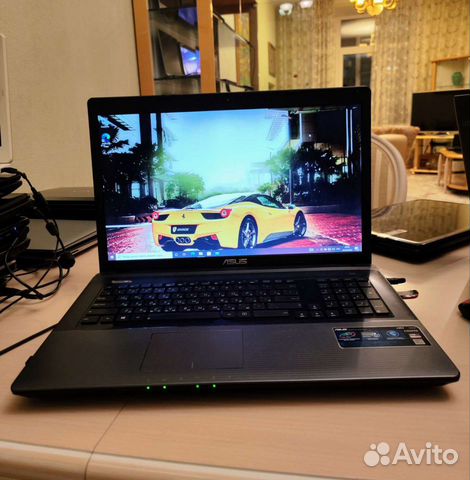 Asus K95V/11 18.4
