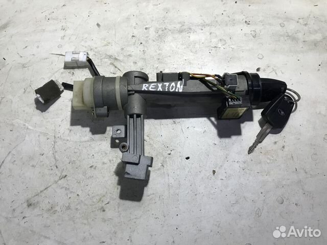 Замок зажигания Ssang Yong Rexton 1