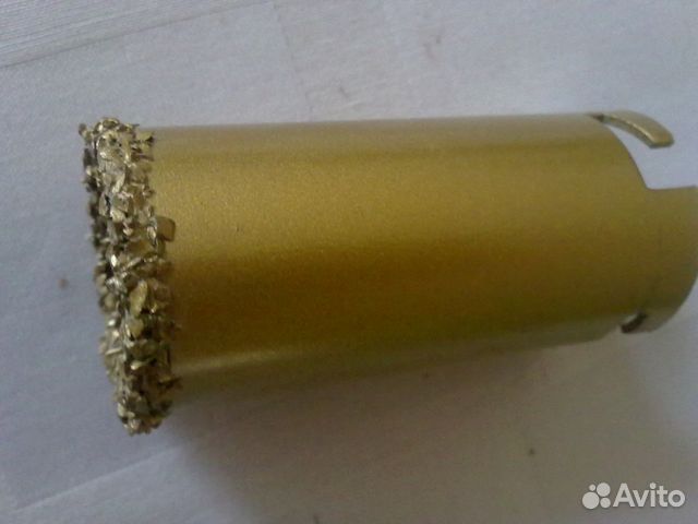 Для сверления отверстий в керамической плитке