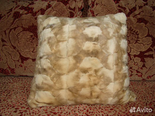 Декоративные подушки. Натуральный мех Декоративные подушки. Натуральный мех