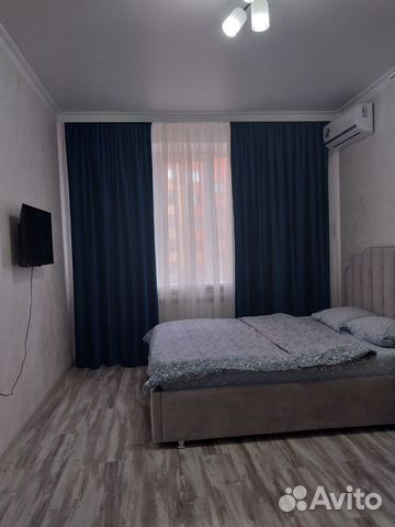 

1-к. квартира, 53 м², 2/5 эт.