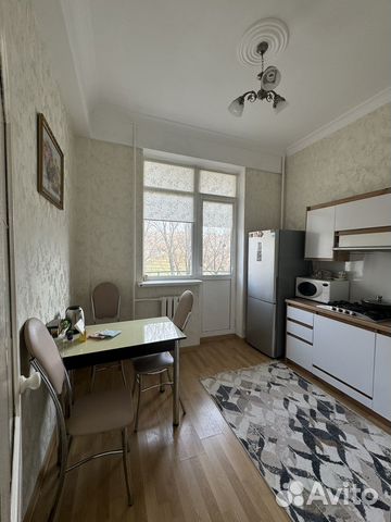 

2-к. квартира, 62 м², 2 кровати