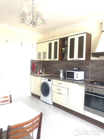 

2-к. квартира, 71 м², 5/9 эт.