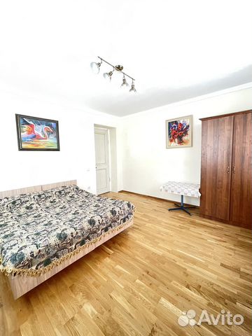 

1-к. квартира, 54 м², 2 кровати