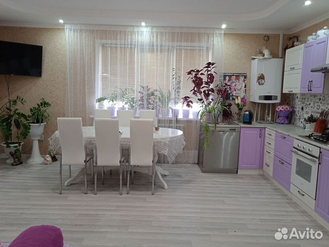 

4-к. дом, 250 м²