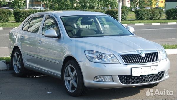 Лобовое стекло на а/м Skoda Octavia А5