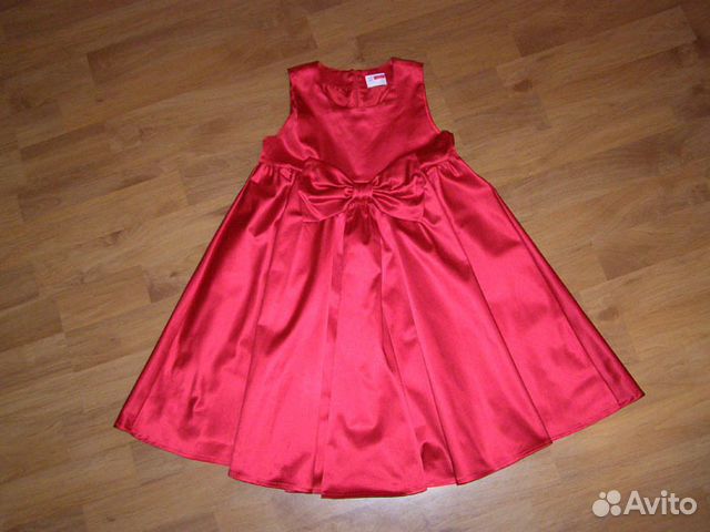 Платье Name it, р. 110-116, в отл. сост., красное Платье Name it, р. 110-116, в отл. сост., красное