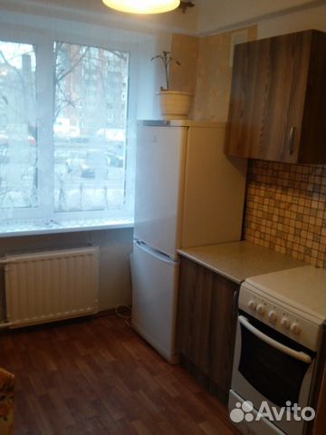 1-к квартира, 35 м², 1/9 эт. 1-к квартира, 35 м², 1/9 эт.