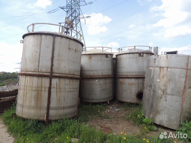 Емкость 10 кубов нерж вертикальная