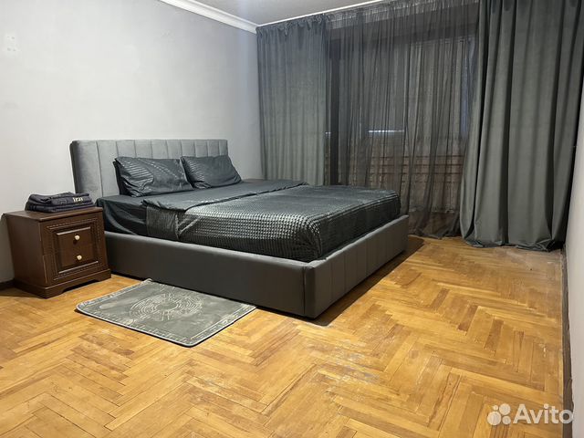 

1-к. квартира, 50 м², 4/5 эт.