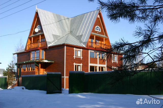 

10-к. и более дом, 750 м²