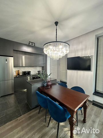 

3-к. квартира, 81 м², 7/15 эт.