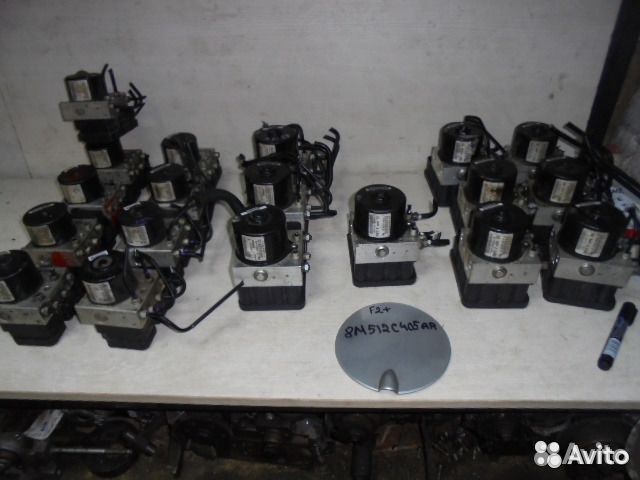 Блок абс Форд Фокус 2+ 8M512C405AA