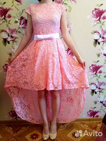 Новое праздничное платье с кружевом Новое праздничное платье с кружевом