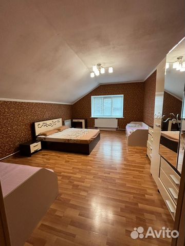 

3-к. дом, 200 м²
