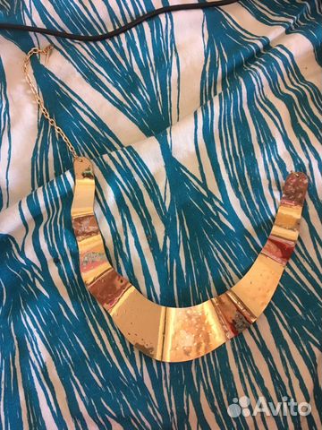 Бижутерия, украшения (серьги, колье)