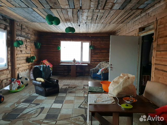 Дом 180 м² на участке 8 сот.