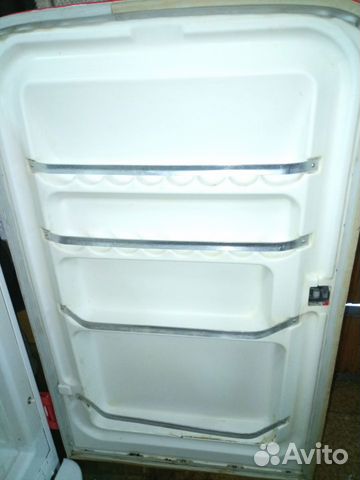 Ретро холодильник Мир