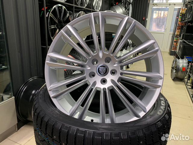 Новые диски R20 на Jaguar Land Rover Volvo