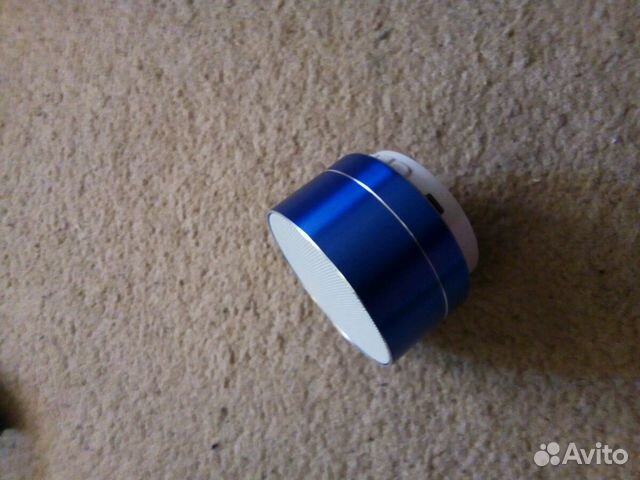 Портативная блютус колонка