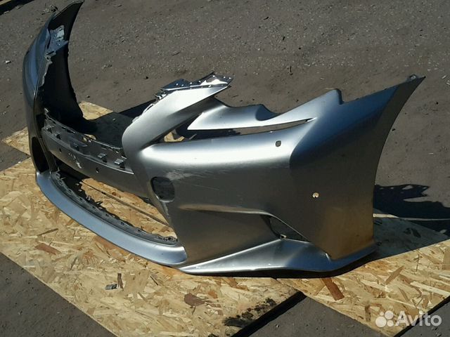 Передний бампер Лексус IS 250 F-sport