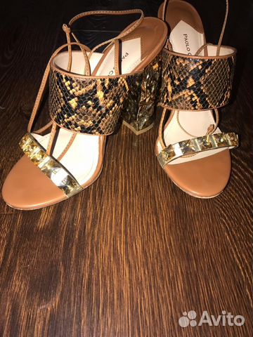 Босоножки кожаные