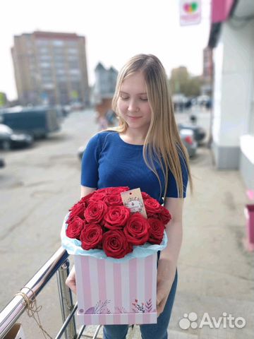 Коробка с розами/ композиции в шляпной коробке