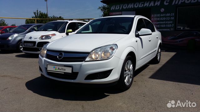 Opel Astra 1.6 МТ, 2011, 120 000 км