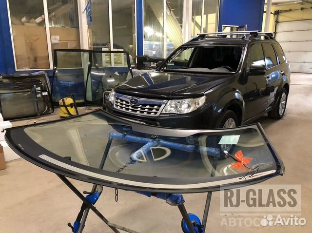 Лобовое стекло на Субару Форестер SH Лобовое стекло на Субару Форестер SH