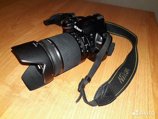Nikon D3000 с объективом Tamron AF 18-200