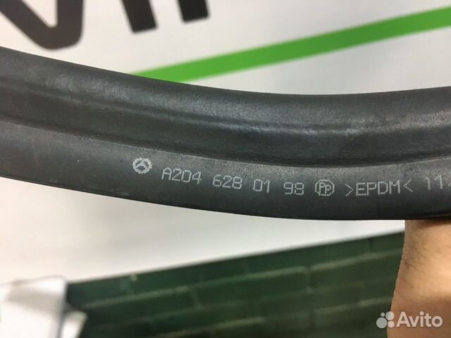 Мерседес w204 Уплотнитель капота Резинка 204