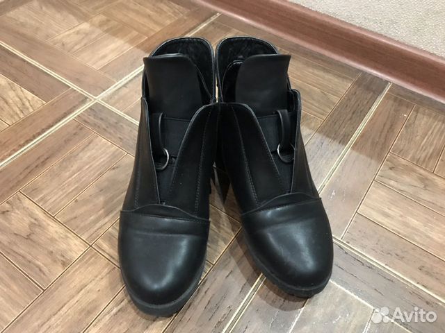 Сапожки женские Сапожки женские